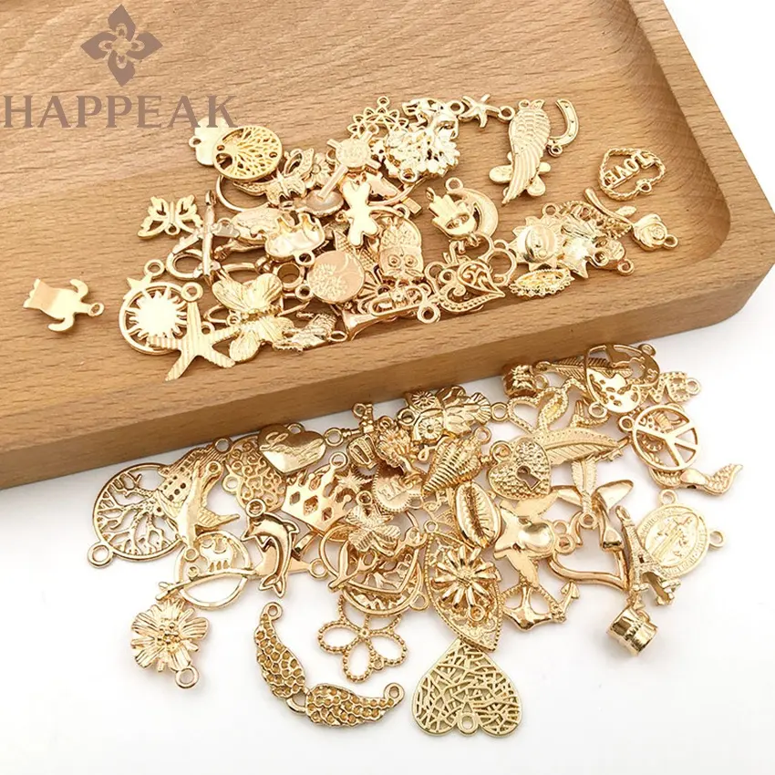 High Quality Vogue Designer Pendant Charms Gold Silver Metal Charms Pendants For Bracelet Jewelry Making