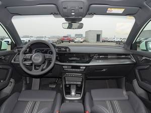 <span class=keywords><strong>Audi</strong></span> <span class=keywords><strong>A3</strong></span> Modèle <span class=keywords><strong>2022</strong></span> A3L <span class=keywords><strong>Limousine</strong></span> 35 TFSI Édition Sport Fashion Voiture la plus vendue Transmission automatique Sièges en cuir - Product Image 6