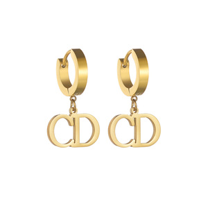 Pendientes de Aro Dorados Marca D con Dije de CD para Mujer, Joyería de Acero de Titanio - Product Image 1