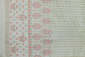 Tela de Seda Cruda Tejida, Ligera, Transpirable, de Secado Rápido, con Diseño Floral Geométrico Abstracto, 44 Pulgadas de Ancho, para Costura, Moda y Hogar - Product Image 4