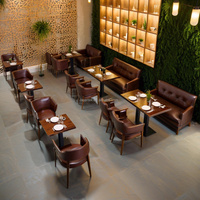 Ensemble table et chaises d'extérieur moderne pour restaurant et hôtel, ensemble de salle à manger 2 places avec marbre, bois, métal et cuir