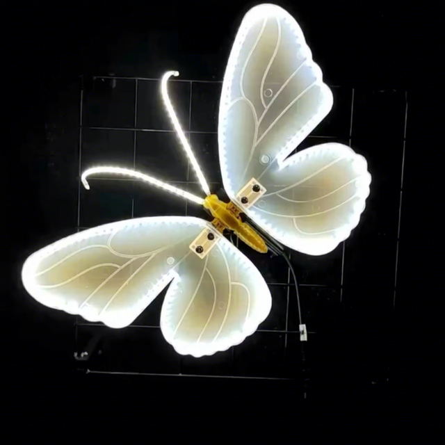 40CM Outdoor Wedding LED Butterflies Decoration Colorful Simulated Dynamic Insect Butterfly LED Lights Carton Packing