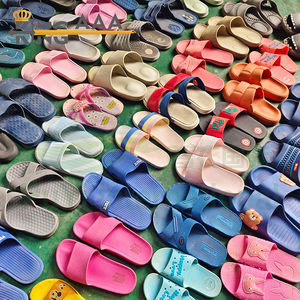 Chaussons décontractés d'occasion en gros pour hommes et femmes, avec tige en PU synthétique et semelle extérieure en caoutchouc, pour l'automne et l'hiver, en balles de chaussures usagées - Product Image 3