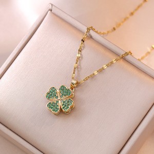 Colar Rotativo de Flor Dourada Personalizado, Joias de Diamante Colorido de Moda, Atacado de Luxo em Aço Inoxidável com Charms de Strass - Product Image 5