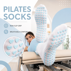 Chaussettes de Pilates antidérapantes en coton personnalisées pour femmes, idéales pour le yoga, le fitness et l'entraînement en studio, avec logo. - Product Image 1