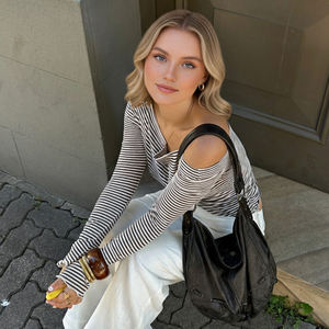 Haut en tricot rayé à épaules dénudées pour femme, coupe ajustée, court, avec bordure festonnée, manches longues, t-shirt sexy pour fille - Product Image 5