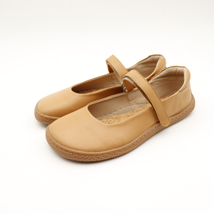 Sandalias Planas Casuales para Niños y Jóvenes TipsieToes, Sandalias Descalzas Cruzadas Negras de Cuero Genuino Transpirable, Sandalias Ergonómicas con Caída Cero - Product Image 3