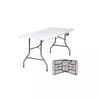 Vente en gros de tables rectangulaires en HDPE extérieures de 6 pieds, tables de jardin portables et pliables pour fêtes et restaurants