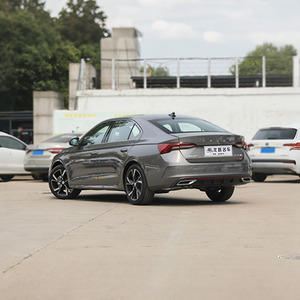 <span class=keywords><strong>Skoda</strong></span> <span class=keywords><strong>Octavia</strong></span> PRO <span class=keywords><strong>2021</strong></span> TSI280 Luxe d'occasion spacieuse, très demandée, pour la famille et les loisirs, voitures d'occasion en stock - Product Image 4