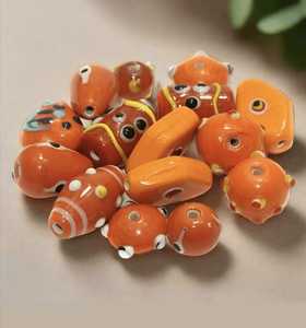 ลูกปัดแก้วสีดำปักลายเป็นจุดสีเงินสำหรับทำเครื่องประดับลูกปัดแก้วคุณภาพสูงประดับด้วยลูกปัดหลากสีตามสั่ง - Product Image 1