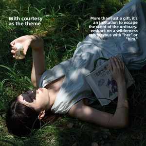 Coffret cadeau de parfum aux huiles essentielles créatives Emma Molly Wild Escape, meilleur cadeau pour une amie, aromathérapie, anniversaire, mariage, 2 - Product Image 4