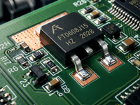 BTB06 TO252(FT0608J15): Silikon Kontrol Arus Gerbang Kecil yang Dikombinasikan dengan Kontrol IC