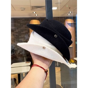 Chapeau d'hiver style Hepburn français à bord recourbé pour femme, 100 % coton, broderie florale à la main, nœud papillon, polyvalent pour l'étrangère - Product Image 3