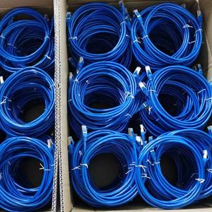 كابل التصحيح Rj45 المسطح المحمي بدون رادع لرقعة الإنترنت من كلوريد البولي فينيل كلوريد <span class=keywords><strong>UTP</strong></span> FTP SFTP لـ CAT5E CAT6 CAT6A CAT7 متاح m 1m - Product Image 5