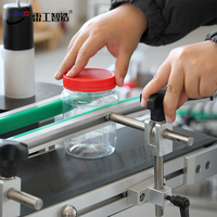 Machine d'étiquetage électrique automatique puissante avec écran tactile et moteur pour ligne d'assemblage de bouteilles rondes de boissons et d'aliments