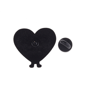 Spilla in smalto a forma di cuore rosa, simpatico personaggio a forma di cuore, distintivo da bavero a forma di cuore, spilla a cuore Kawaii <span class=keywords><strong>per</strong></span> zaini e giacche - Product Image 5