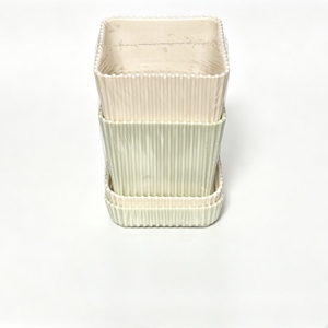 <span class=keywords><strong>Jardinière</strong></span> légère à rayures verticales carrées avec soucoupe assortie, pour intérieur, <span class=keywords><strong>rebord</strong></span> <span class=keywords><strong>de</strong></span> <span class=keywords><strong>fenêtre</strong></span> ou table - Product Image 6