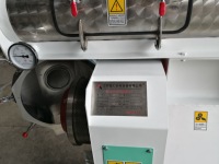 Nouvelle ligne de production d'aliments pour volailles avec certificat, capacité de 1 tonne/h, moteur Siemens, haute productivité
