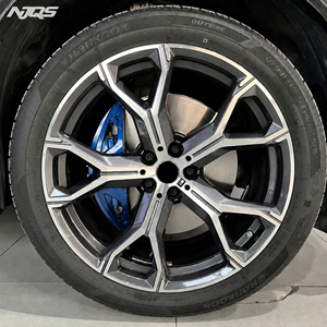Cerchi in Lega Forgiati NJQS a 5 Fori da 20-21 Pollici per Auto Passeggeri Mercedes-Benz, Ferrari, Porsche, KIA, Audi, BMW X1, X2, X3, X4, X5 - Product Image 2