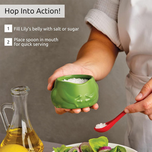 Salière grenouille 8,9x9,2x10cm avec couvercle et cuillère pour la décoration de cuisine - Product Image 2