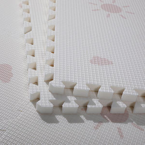 <span class=keywords><strong>Tapis</strong></span> <span class=keywords><strong>de</strong></span> jeu pour bébé <span class=keywords><strong>en</strong></span> <span class=keywords><strong>mousse</strong></span> IXPE <span class=keywords><strong>de</strong></span> qualité supérieure, épaisseur 2 cm, doux, antidérapant, blanc, ciel étoilé, <span class=keywords><strong>tapis</strong></span> <span class=keywords><strong>de</strong></span> sol puzzle pour <span class=keywords><strong>parc</strong></span> <span class=keywords><strong>de</strong></span> jeux et pique-nique - Product Image 4