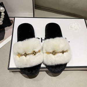 Pantoufles d'hôtel populaires à semelle TPR, doublure en flanelle, vente en gros pour femmes, avec les dernières tendances - Product Image 3