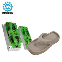 Sandales d'intérieur pour femmes, en EVA souple, rembourrage confortable, imperméables, style nuage, plateforme épaisse, décontractées