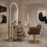 Station de coiffure moderne LUX pour salon de coiffure |   Ensemble table de barbier personnalisée et miroir LED |   Solution tout-en-un pour le mobilier et la décoration de salons de coiffure