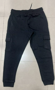 Lot en gros de pantalons de jogging durables pour hommes – Stock mixte de marques, surplus d'exportation, collection de haute qualité et confortables – Modèle KE-1009 - Product Image 4