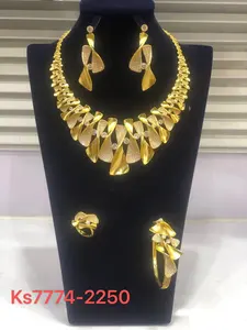 Xuping Schmuck Dubai Luxus Custom Full Diamonds Kostenloser Versand Kostenlose Probe 24 Karat vergoldet Braut Hochzeit Schmuck Set