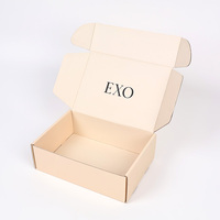 Recycelbare Versandbox aus Recyclingmaterialien mit Eigenem Logo Prägung Matt-Laminierung UV-Beschichtung Faltbare Pappe Versand- und Geschenkverpackung