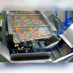 Automatische Starch less <span class=keywords><strong>Gummy</strong></span> <span class=keywords><strong>Candy</strong></span> & Jelly Bean <span class=keywords><strong>Candy</strong></span> Einzahlung Produktions linie Maschine <span class=keywords><strong>2025</strong></span> <span class=keywords><strong>New</strong></span> Core PLC Components Heißes Produkt - Product Image 4