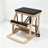 Chaise Wunda EXO en bois d'érable avec cadre creux et bandes de résistance – Équipement de Pilates multifonctionnel pour studio et domicile