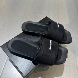 2026 New Style Beach Women's Denim Summer Outerwear One-Piece Flip Flops Retro Flat Bottom Versatile Open Toe <b>Slides</b> Slippers - Product Image 1