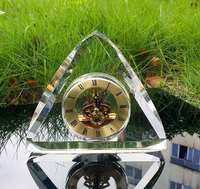 Horloge créative, souvenirs pour invités et amis, horloges de bureau, horloge de calendrier, triangle en cristal, cadeaux, horloges de bureau en cristal