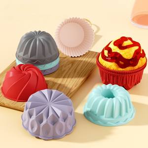 Moules de cuisson en silicone antiadhésifs ronds de 7 cm, lot de 6, pour muffins, tartes, puddings et gâteaux vapeur - Product Image 4