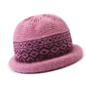 High Quality Custom Trendy Embellished Warm Dome Women's Knitted Winter Beanie For Outdoor Sports Hat