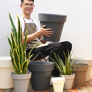 Pots <span class=keywords><strong>de</strong></span> plantes pour décoration <span class=keywords><strong>de</strong></span> la maison 23 <span class=keywords><strong>cm</strong></span> Pots <span class=keywords><strong>de</strong></span> jardin et jardinières minimalistes en plastique pour extérieur et intérieur <span class=keywords><strong>Pot</strong></span> <span class=keywords><strong>de</strong></span> fleurs <span class=keywords><strong>de</strong></span> 9.1 pouces avec logo personnalisé accepté - Product Image 5