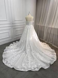 Nuevo Estilo Vestido de Novia Hermoso con Escote Corazón, Hombros Descubiertos, Mangas Largas, Corte en A y Cola Catedral - Venta de Fábrica - Product Image 6