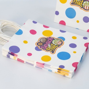 Sac en papier kraft brun avec poignées, personnalisé avec logo, recyclé, pour la vente à emporter de nourriture, les courses et l'emballage alimentaire des restaurants - Product Image 4