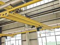 Système de pont roulant suspendu à double poutre flexible KBK, personnalisation pour lignes d'assemblage et lignes de production usinées