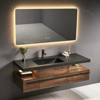 Ensemble de meubles de salle de bain sur mesure XINGRUO pour projets hôteliers, en bois d'hévéa haut de gamme avec rangement, miroir intelligent anti-buée et pierre frittée