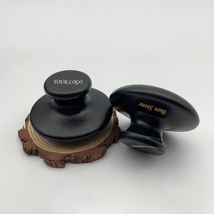 Outil de massage Gua Sha en pierre de Bian noire naturelle de grande taille, personnalisable, pour le corps - Product Image 1