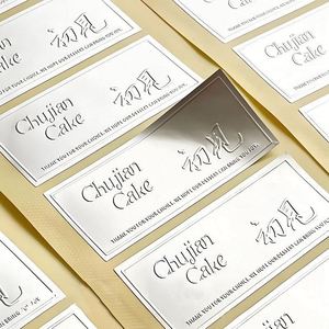 ป้ายสามมิติแบบบางสั่งทำราคาโรงงาน สติ๊กเกอร์โลโก้นูน-ฉลากกระดาษหรูหราเป็นมิตรกับสิ่งแวดล้อมสำหรับของขวัญแชมเปญ - Product Image 2