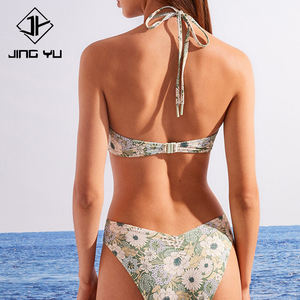 Traje de baño de una pieza con estampado playero retro, cuello halter, diseño calado, personalizado, de nailon reciclado, con cantidad mínima de pedido baja. - Product Image 3