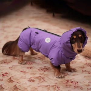 Manteau chaud de teckel en polyester à col haut d'hiver écologique résistant au froid Yorkshire Terrier pour petits chiens moyens - Product Image 5