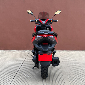 Nuevo diseño <span class=keywords><strong>Leibao</strong></span> 150cc Scooter de gasolina de 4 tiempos Velocidad máxima 95kmh Frenos de disco traseros delanteros refrigerados por aire Motocicletas potentes para adultos - Product Image 6