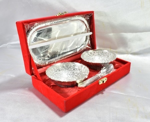 Ensemble de bol et de plateau de forme ronde plaqué argent artisanal ensemble de bols à fruits secs, Diwali, Noël, cadeaux de festival, ensemble - Product Image 1
