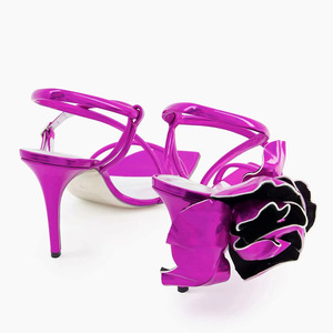 Xinzirain personnalisé confortable femmes Stiletto sandale été anti-glissant bout carré croix sangle talon avec pied large dos ouvert - Product Image 5