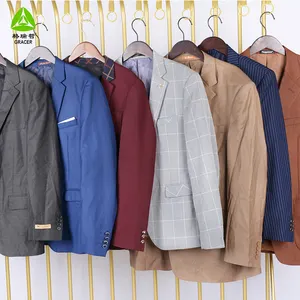 Koreanische gebrauchte Kleidung Herrenanzug Ballen gebrauchte Kleidung gemischt 45 kg von den USA Jackette Erwachsene Winter für Männer Freizeitkleidung Polyester